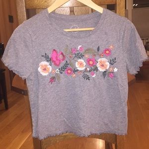 Hollister cropped floral t-shirt